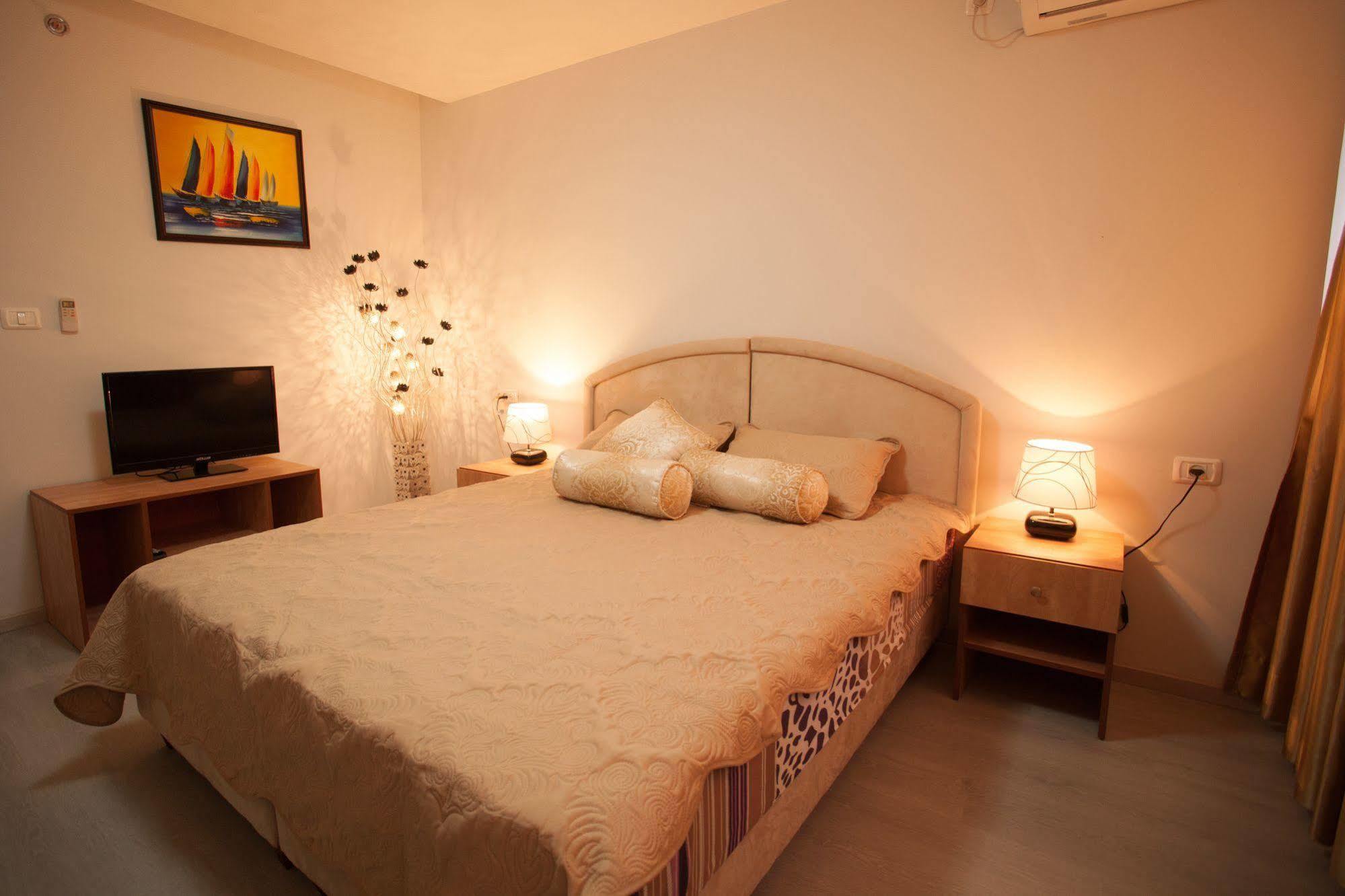 Elis Boutique Hotel Bat Jam Exteriér fotografie